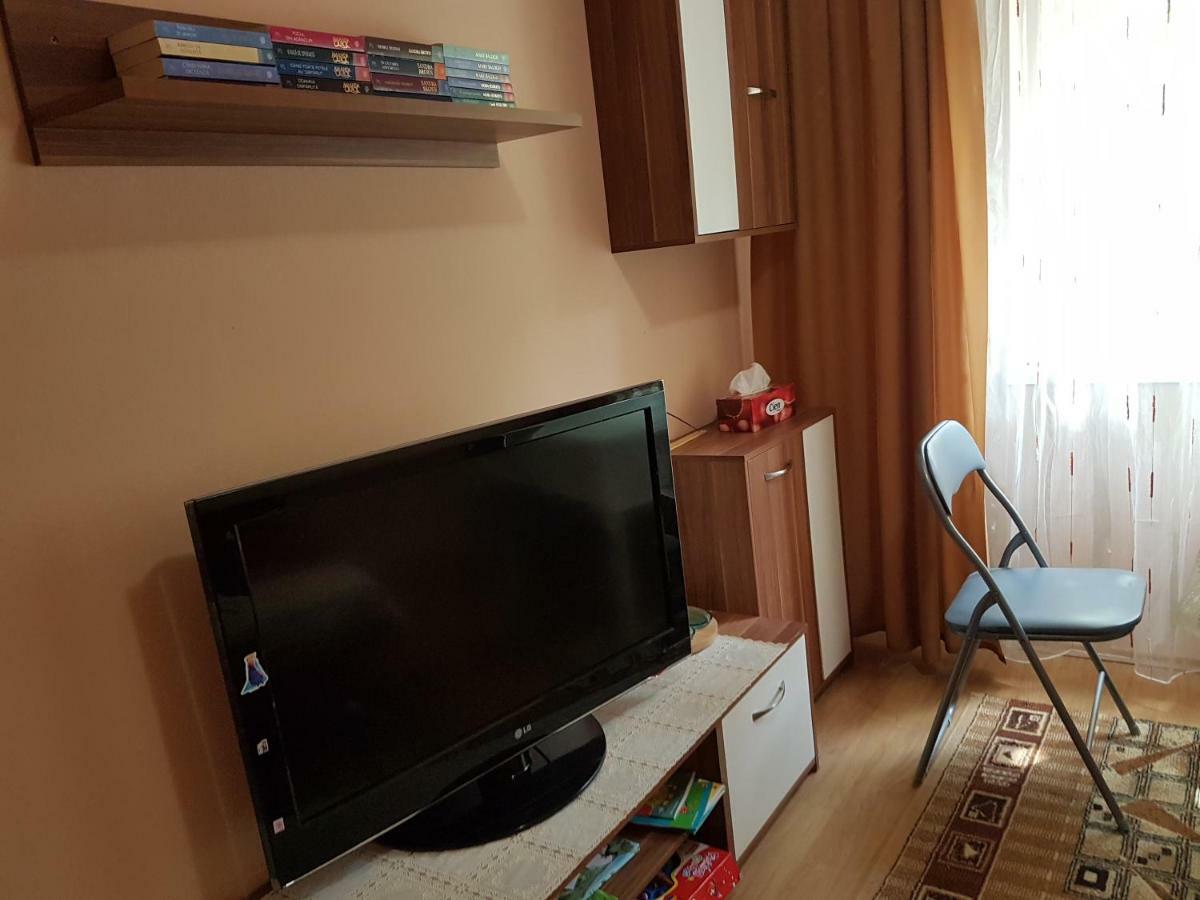 Ferienwohnung Apartament Aura Oradea Exterior foto